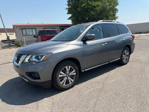 2019 Nissan Pathfinder for sale at Revolution Auto Group in Idaho Falls ID