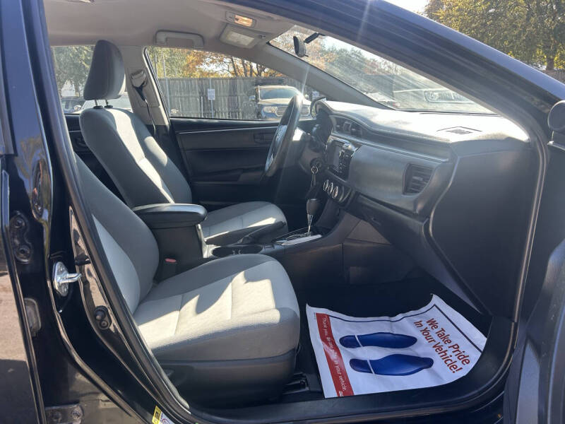 2016 Toyota Corolla LE