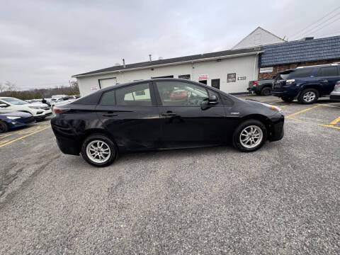 2016 Toyota Prius Two