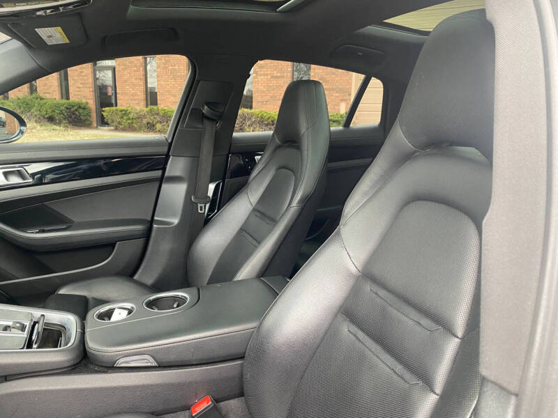 2018 Porsche Panamera