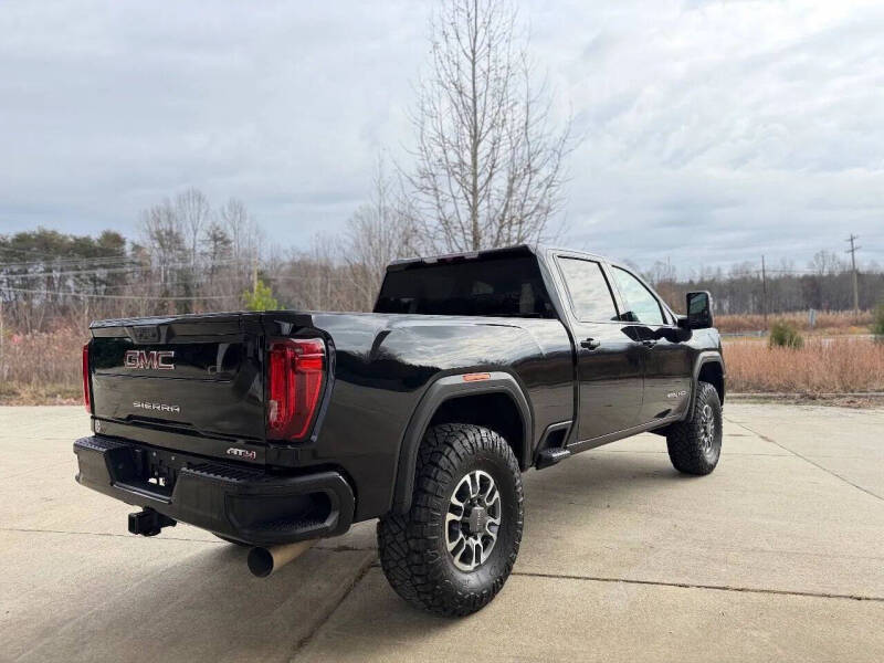 2023 GMC Sierra 2500HD AT4
