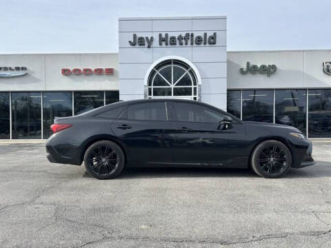 2022 Toyota Avalon Hybrid XSE Nightshade