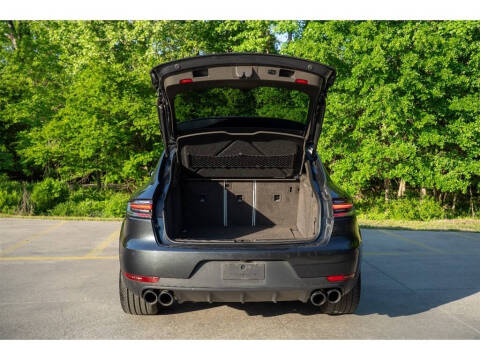 2020 Porsche Macan S