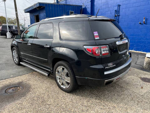 2016 GMC Acadia Denali