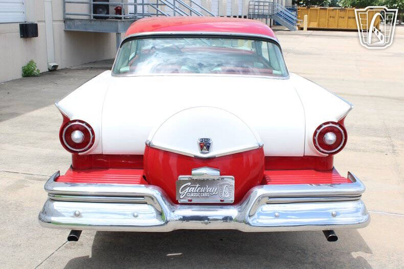 1957 Ford Fairlane