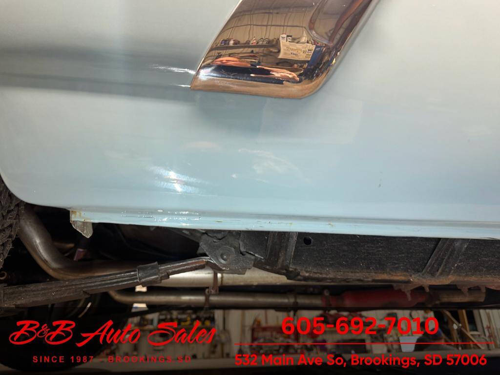 1952 Ford Crestline 205