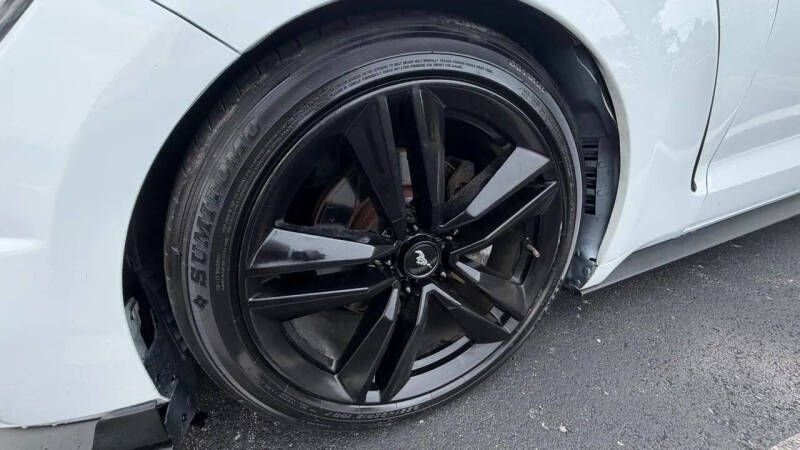 2016 Ford Mustang EcoBoost Premium