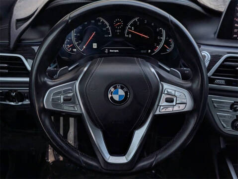 2019 BMW 7 Series 740i