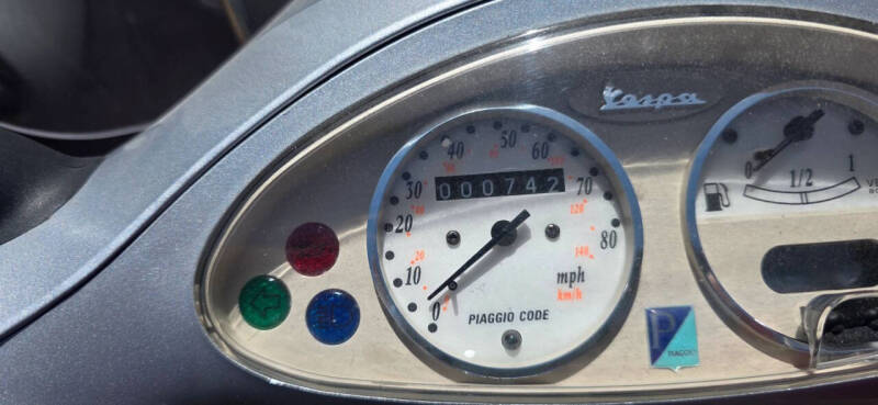 2005 Vespa ET4
