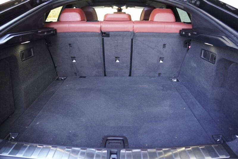 2021 BMW X6 xDrive40i