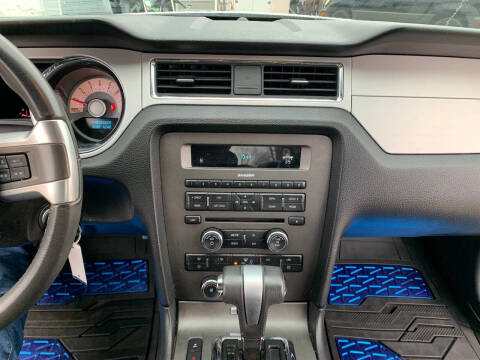 2012 Ford Mustang V6 Premium