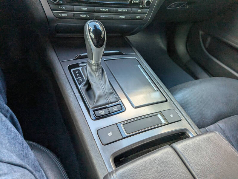 2017 Genesis G80 3.8