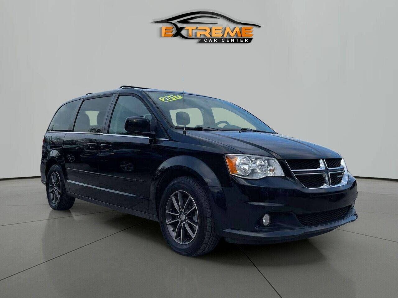 2017 Dodge Grand Caravan for sale at Extreme Car Center in Detroit, MI