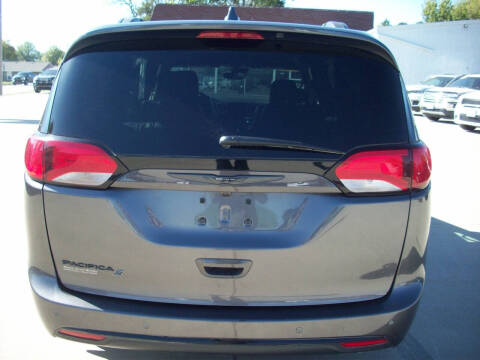 2020 Chrysler Pacifica Touring L Plus