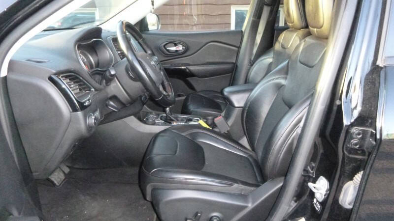 2021 Jeep Cherokee Altitude