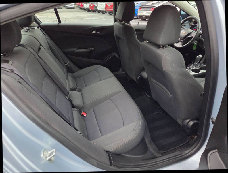 2018 Chevrolet Cruze LT Auto