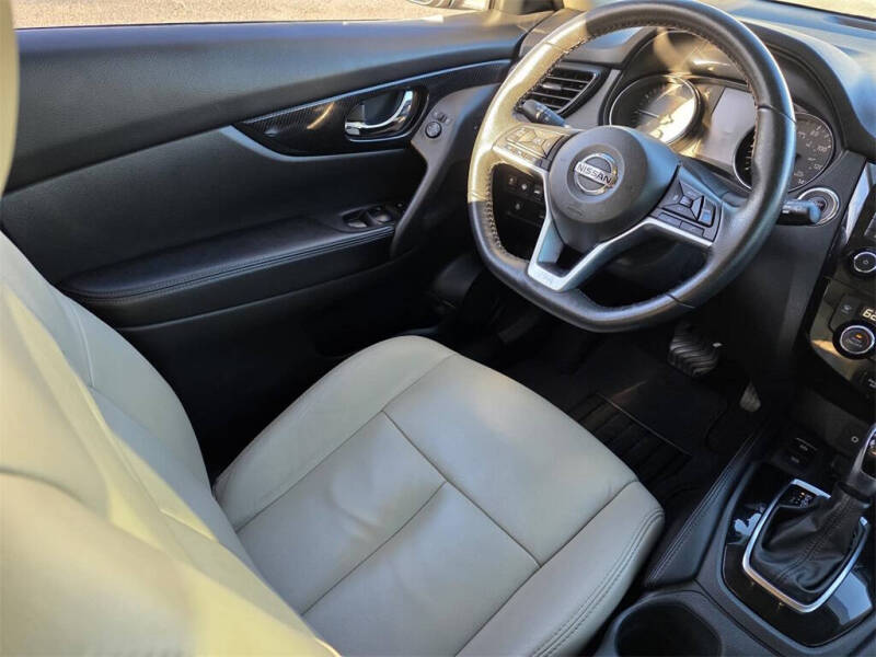 2020 Nissan Rogue SL