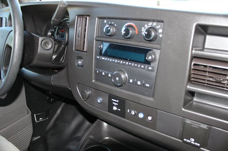 2020 Chevrolet Express 2500