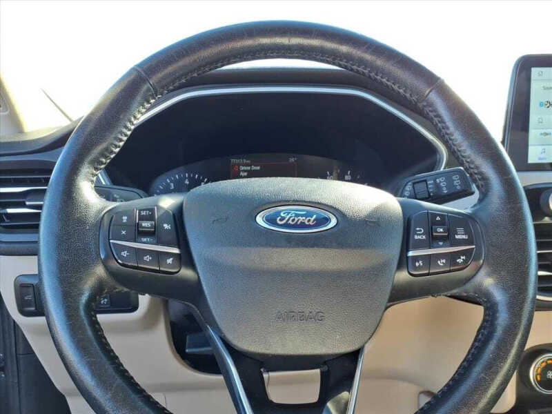 2020 Ford Escape SEL