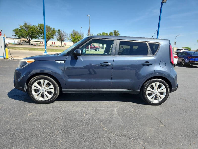 2016 Kia Soul +