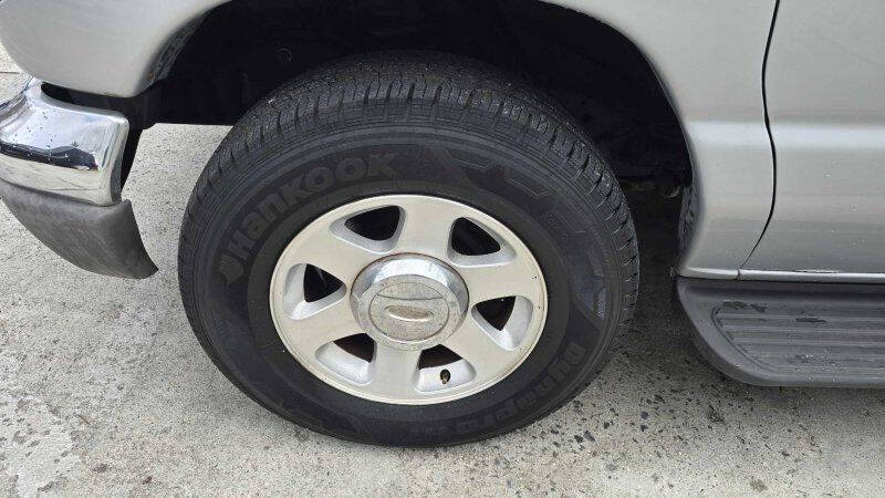 2006 Ford E-Series E-150