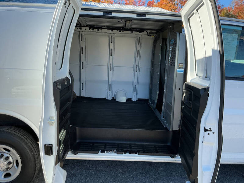 2020 Chevrolet Express 2500