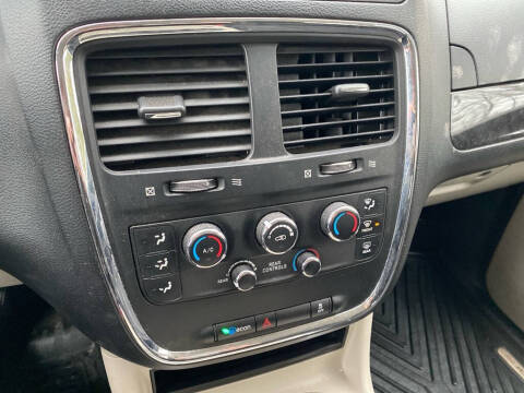 2014 Dodge Grand Caravan SXT