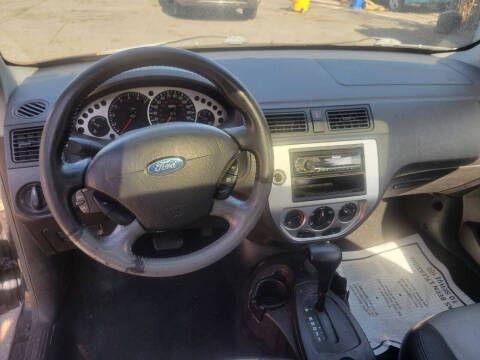 2007 Ford Focus ZX3 SE