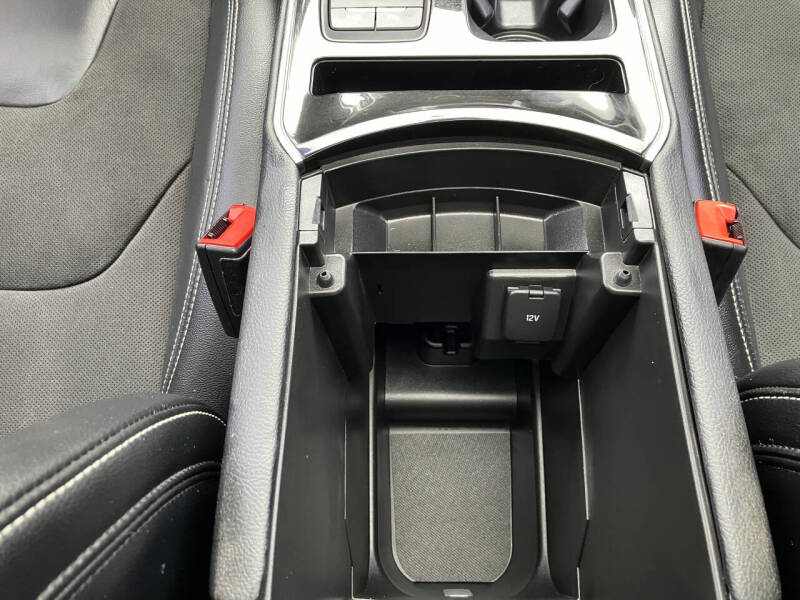 2019 Ford Edge ST