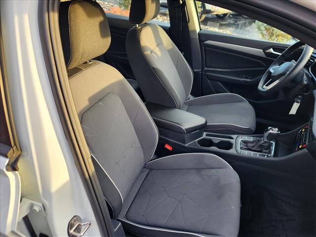 2025 Volkswagen Jetta Sport