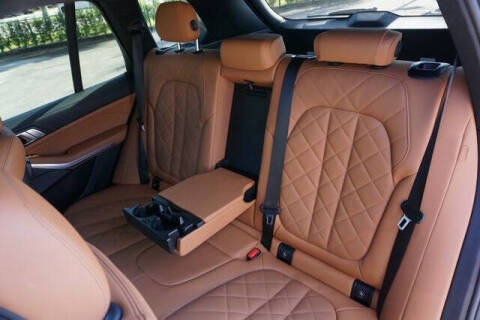 2023 BMW X5 sDrive40i