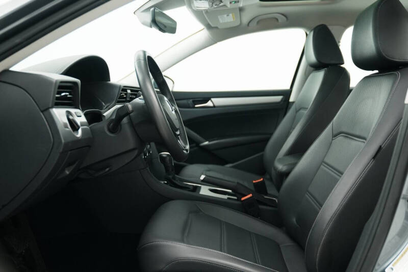 2022 Volkswagen Passat SE