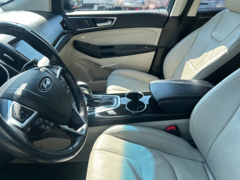 2018 Ford Edge Titanium