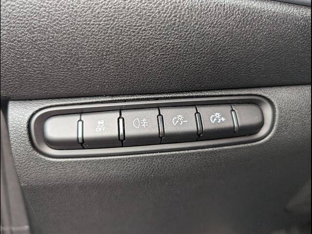 2024 FIAT 500e Inspi(RED)