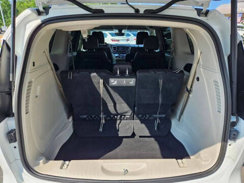 2021 Chrysler Voyager LXi