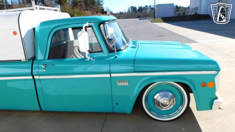 1969 Dodge D200 Pickup