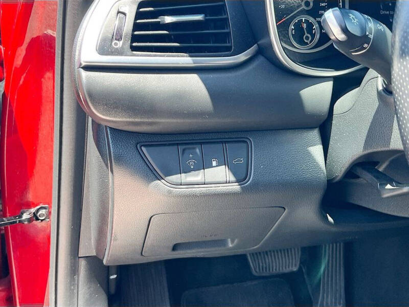 2023 Genesis G70