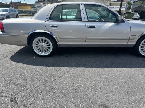 2011 Mercury Grand Marquis LS