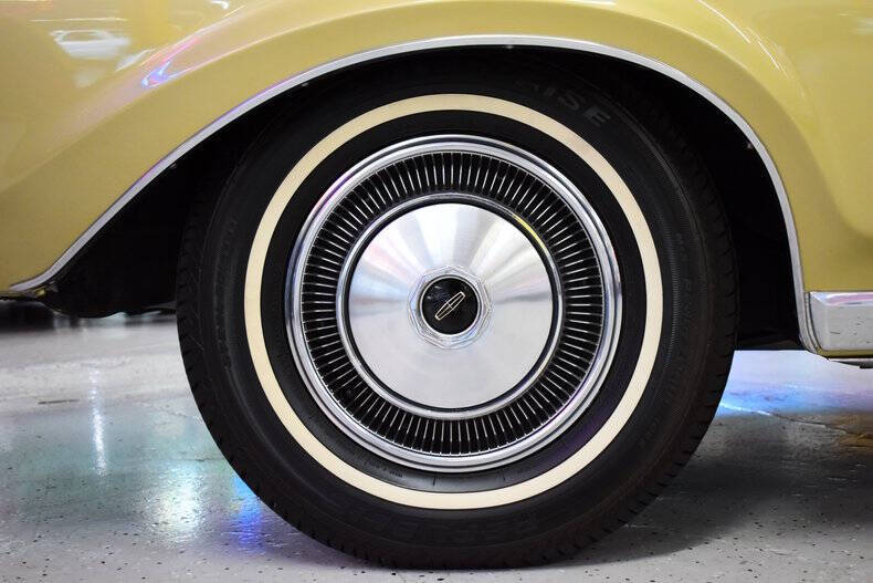 1971 Lincoln Continental