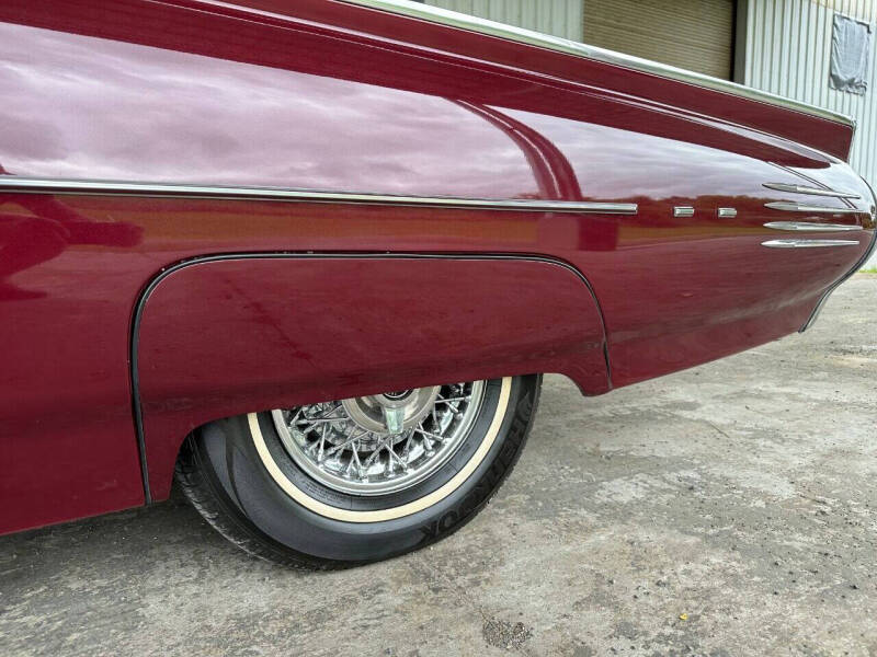 1961 Ford Thunderbird