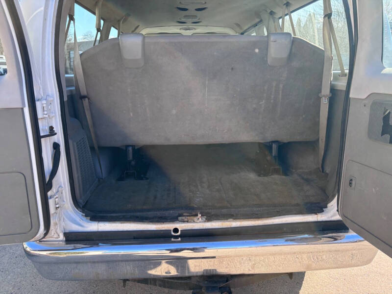 2012 Ford E-Series E-350 SD XLT