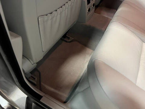 2004 BMW 5 Series 525i