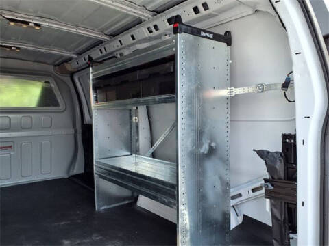 2025 Chevrolet Express 2500