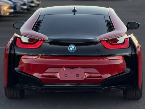 2017 BMW i8