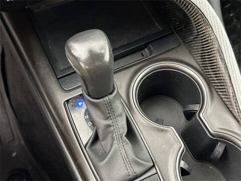 2023 Toyota Camry Hybrid SE