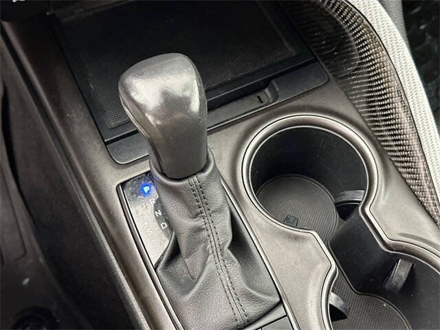 2023 Toyota Camry Hybrid SE