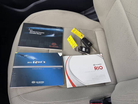 2013 Kia Rio 5-Door EX