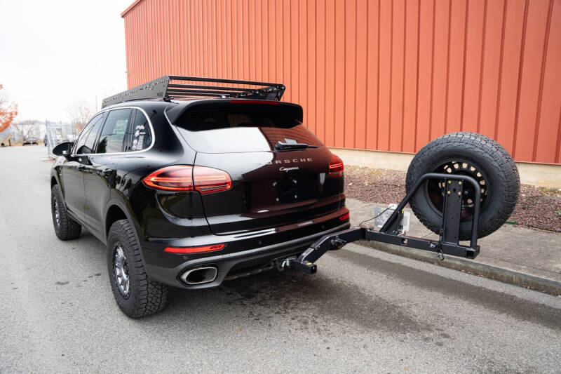 2015 Porsche Cayenne null photo 34