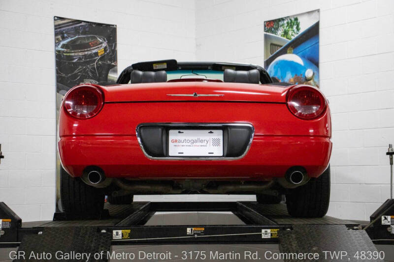 2002 Ford Thunderbird Deluxe