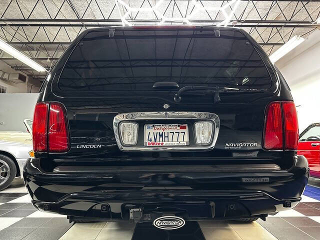 2002 Lincoln Navigator